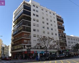 Vista exterior de Pis en venda en  Cádiz Capital amb Terrassa i Balcó