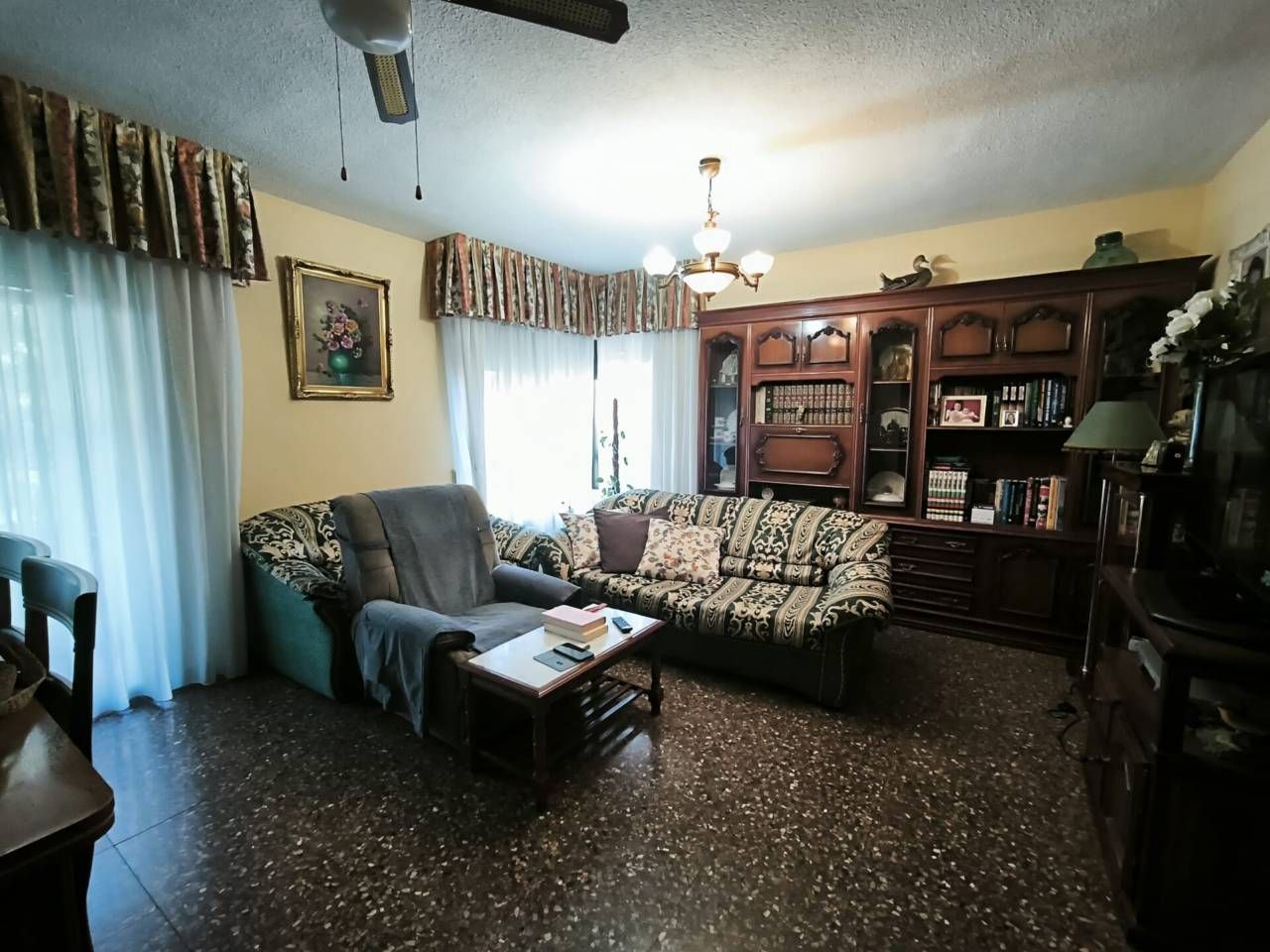 Sala d'estar de Pis en venda en  Albacete Capital amb Calefacció i Balcó