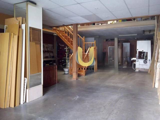 Nave industrial en Venta en Palomeras Bajas