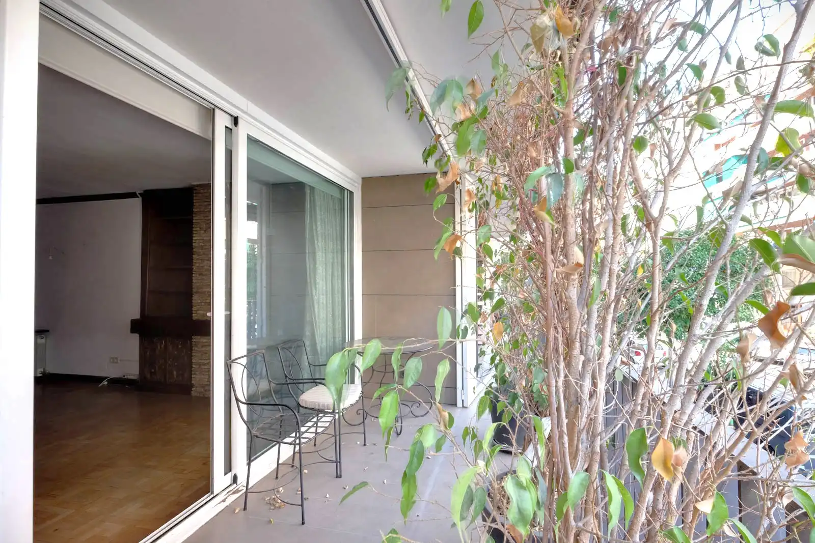 Terrasse von Wohnung zum Verkauf in Barcelona mit Klimaanlage, Heizung und Ofen