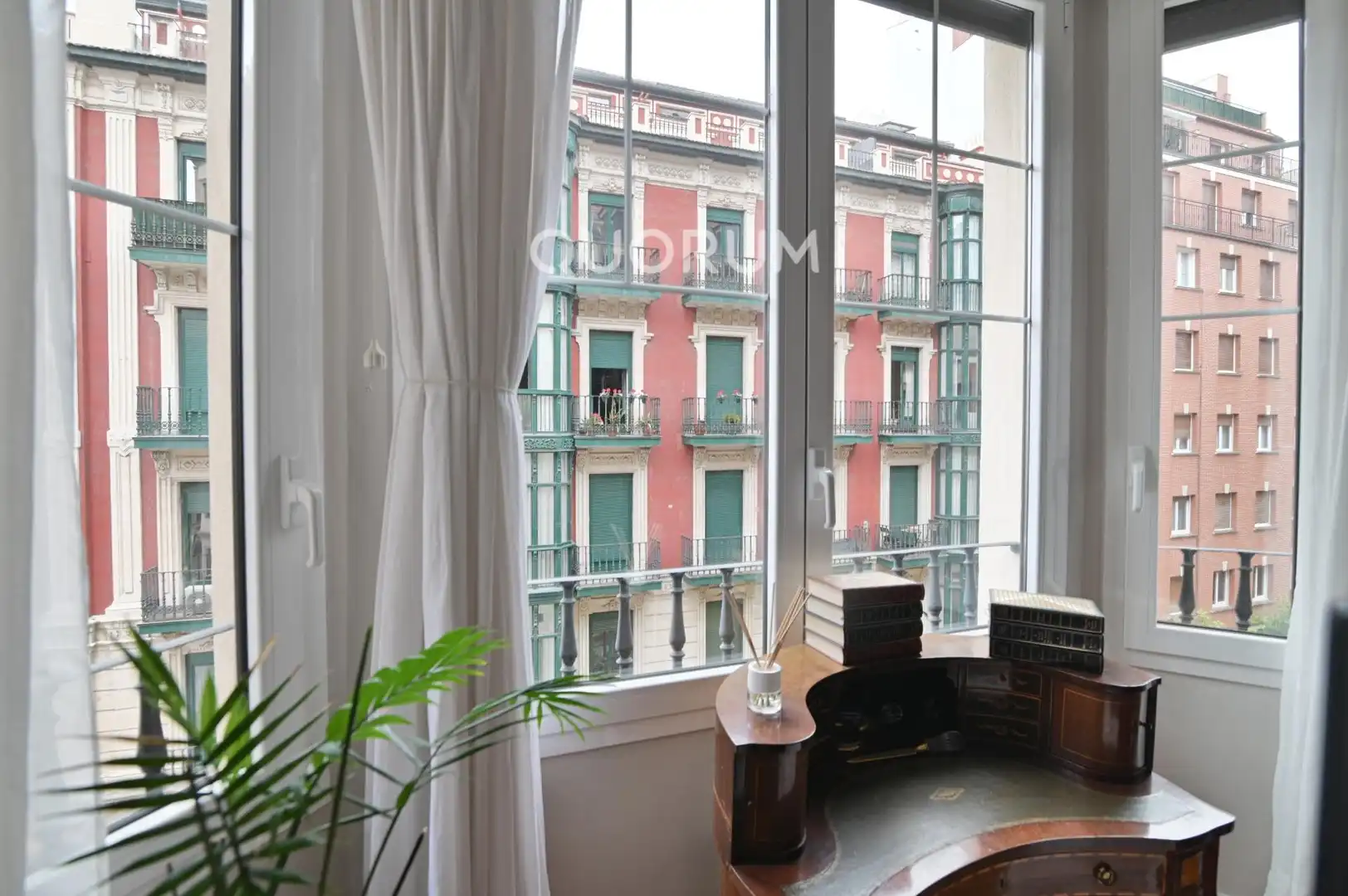 Habitación de Piso en venta en Bilbao  con Calefacción y Balcón