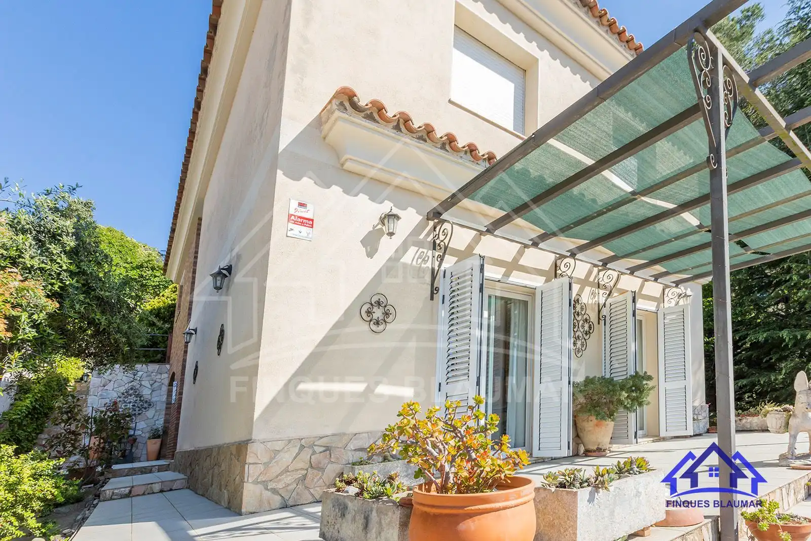 Vista exterior de Casa o chalet en venta en Arenys de Munt con Calefacción, Jardín privado y Trastero