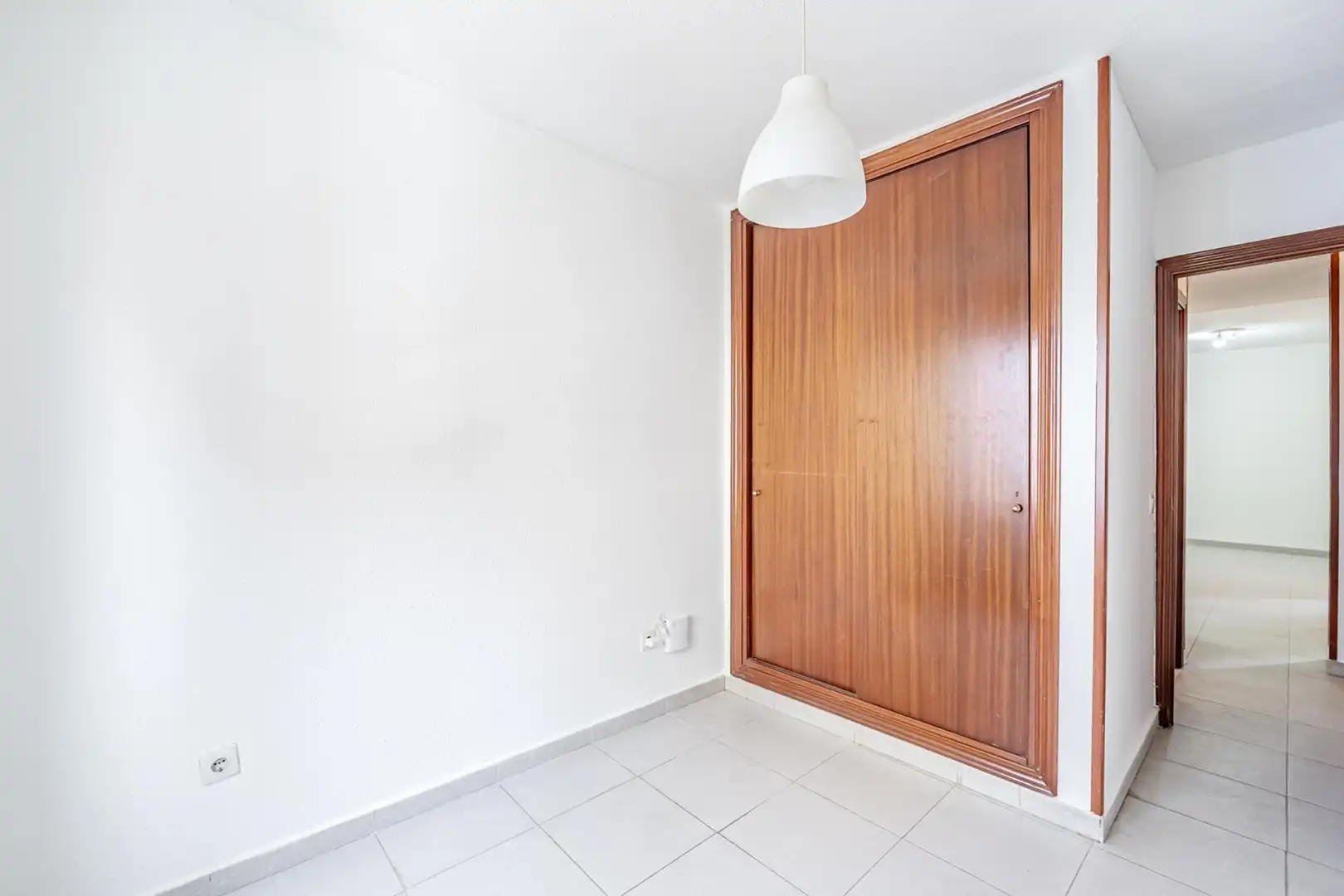 Bedroom of Apartments for sale in Madrid