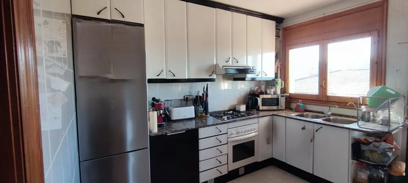 Cuina de Casa o xalet en venda en Vallirana amb Calefacció