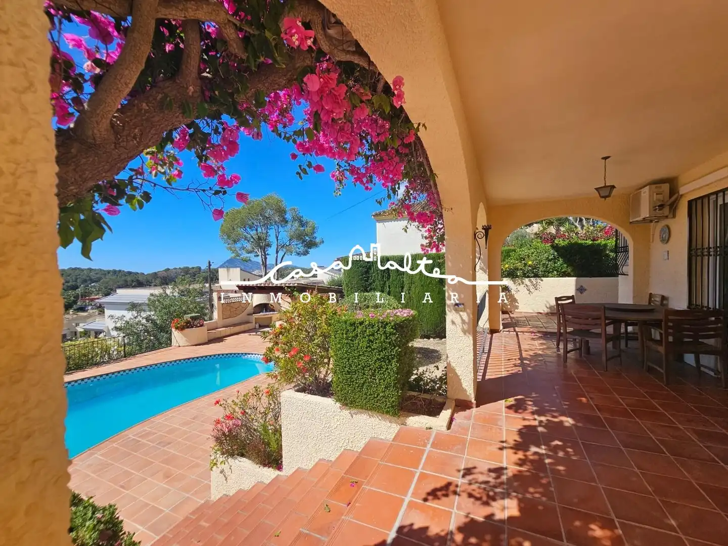Vista exterior de Casa o chalet en venta en Altea con Aire acondicionado, Jardín privado y Terraza