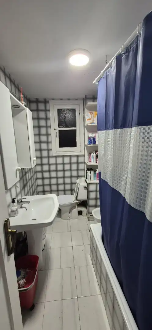 Bathroom of Flat for sale in Valladolid  with Heating, Parquet flooring and Terrace