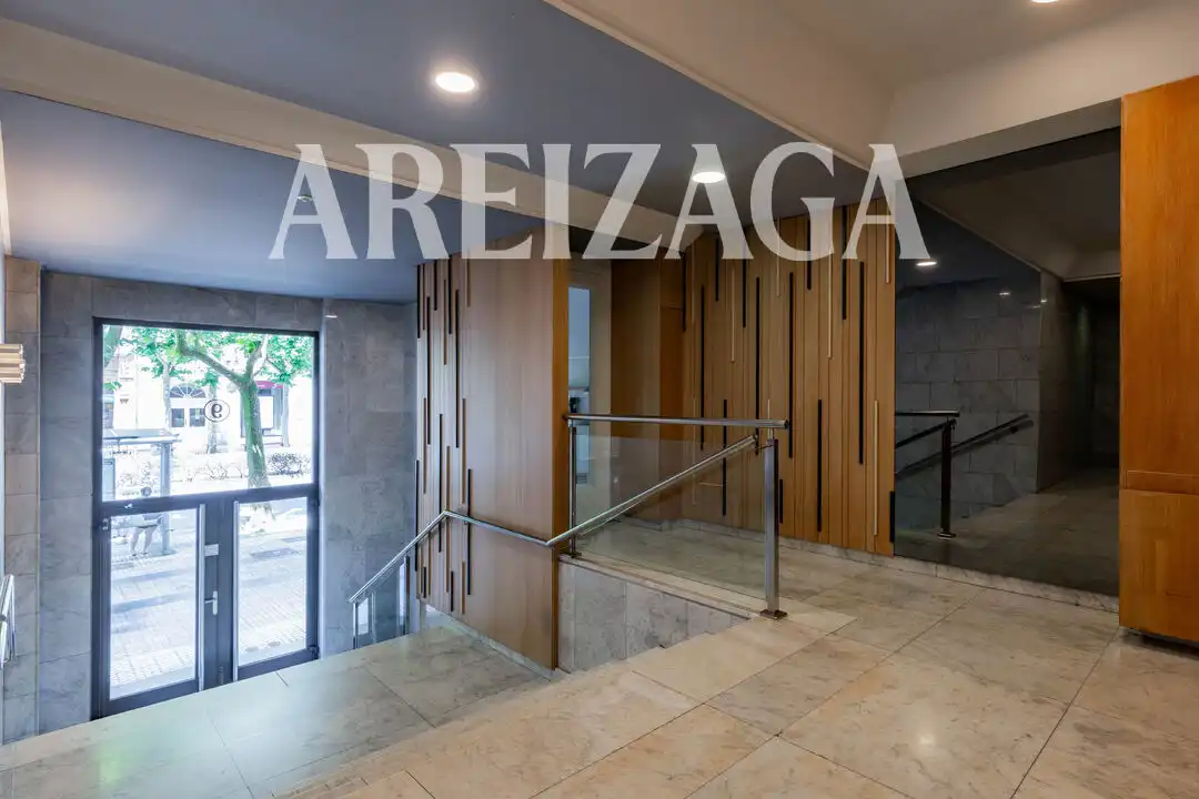 Piso en venta en Donostia - San Sebastián  con Calefacción y Trastero