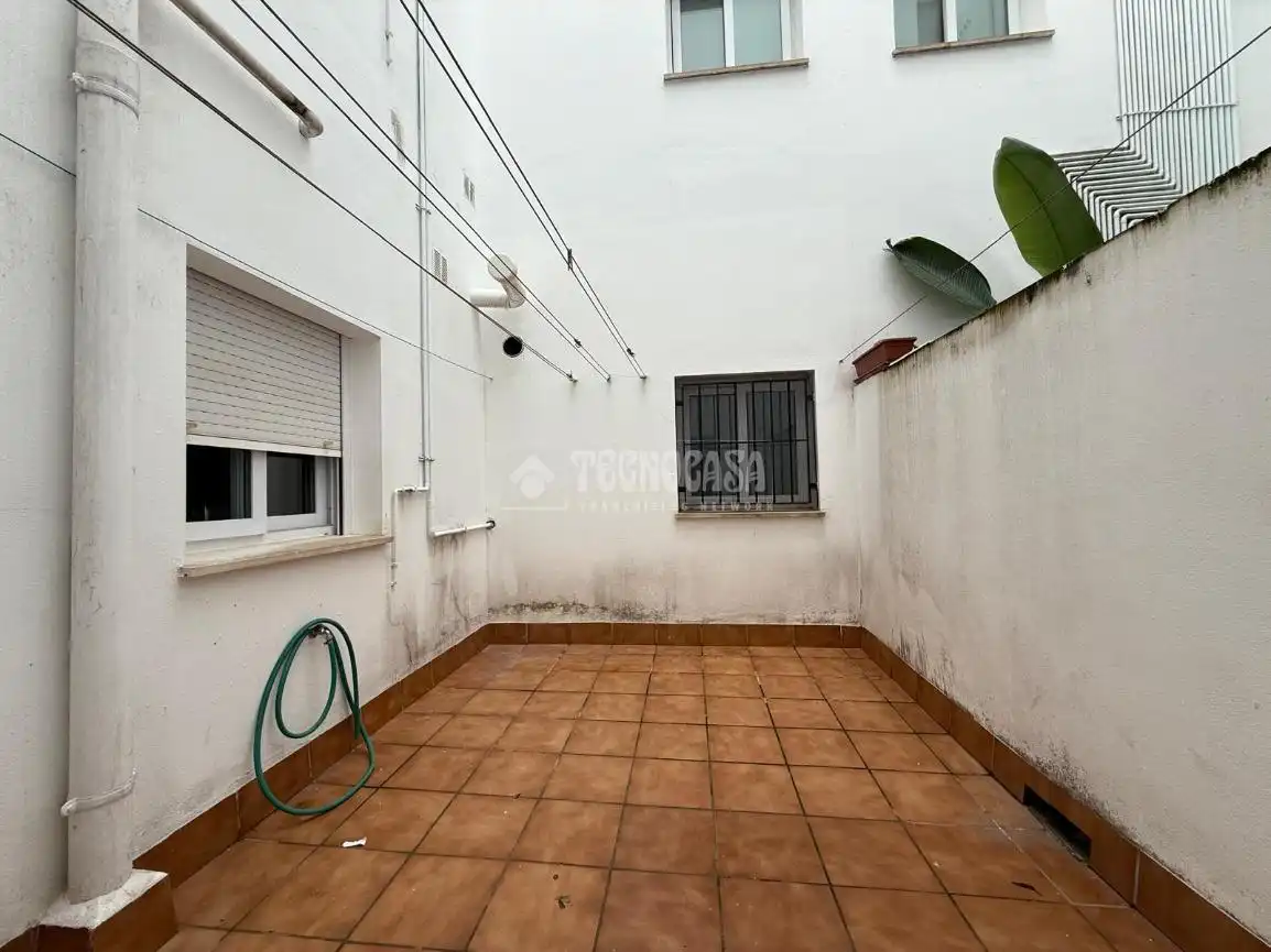 Vista exterior de Piso en venta en Huelva