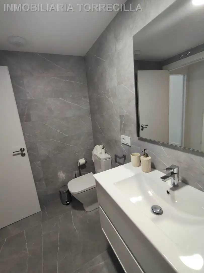 Baño de Piso de alquiler en Valladolid con Parquet, Terraza y Trastero
