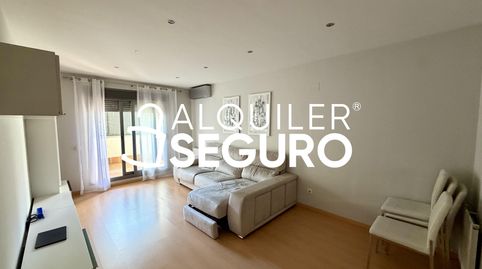 Foto 2 de Piso de alquiler en Mari Pepa Colomer, Buenavista, Getafe