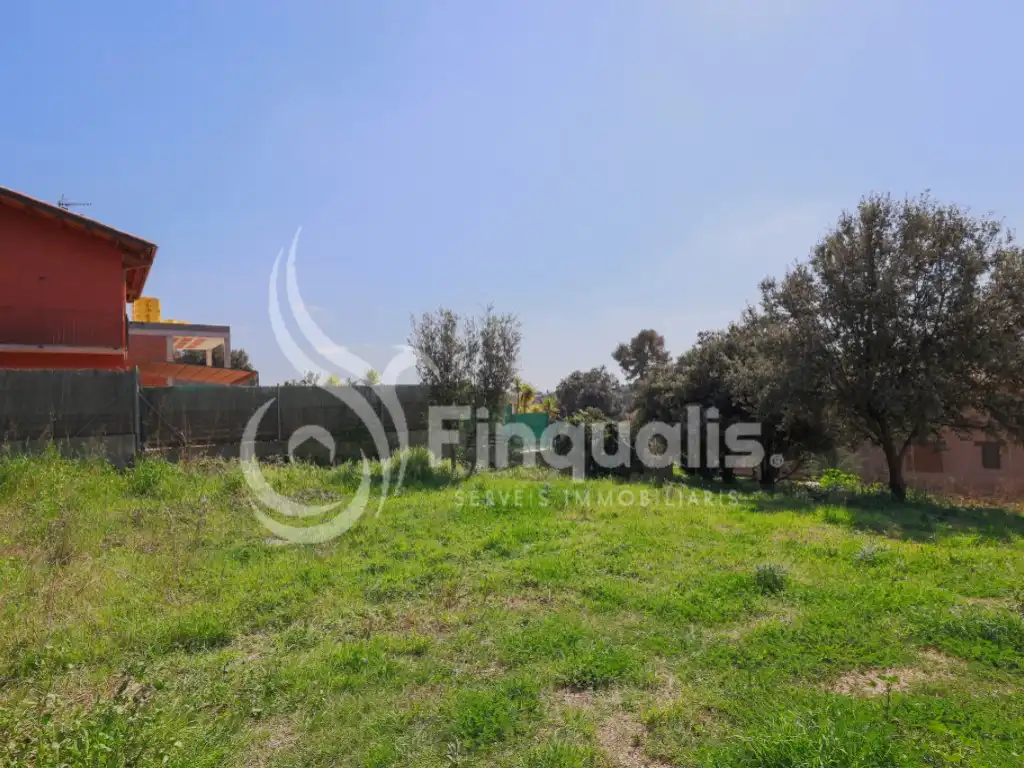 Terreno residencial en venta en Calle Caldes De Montbui 21, imagen 2