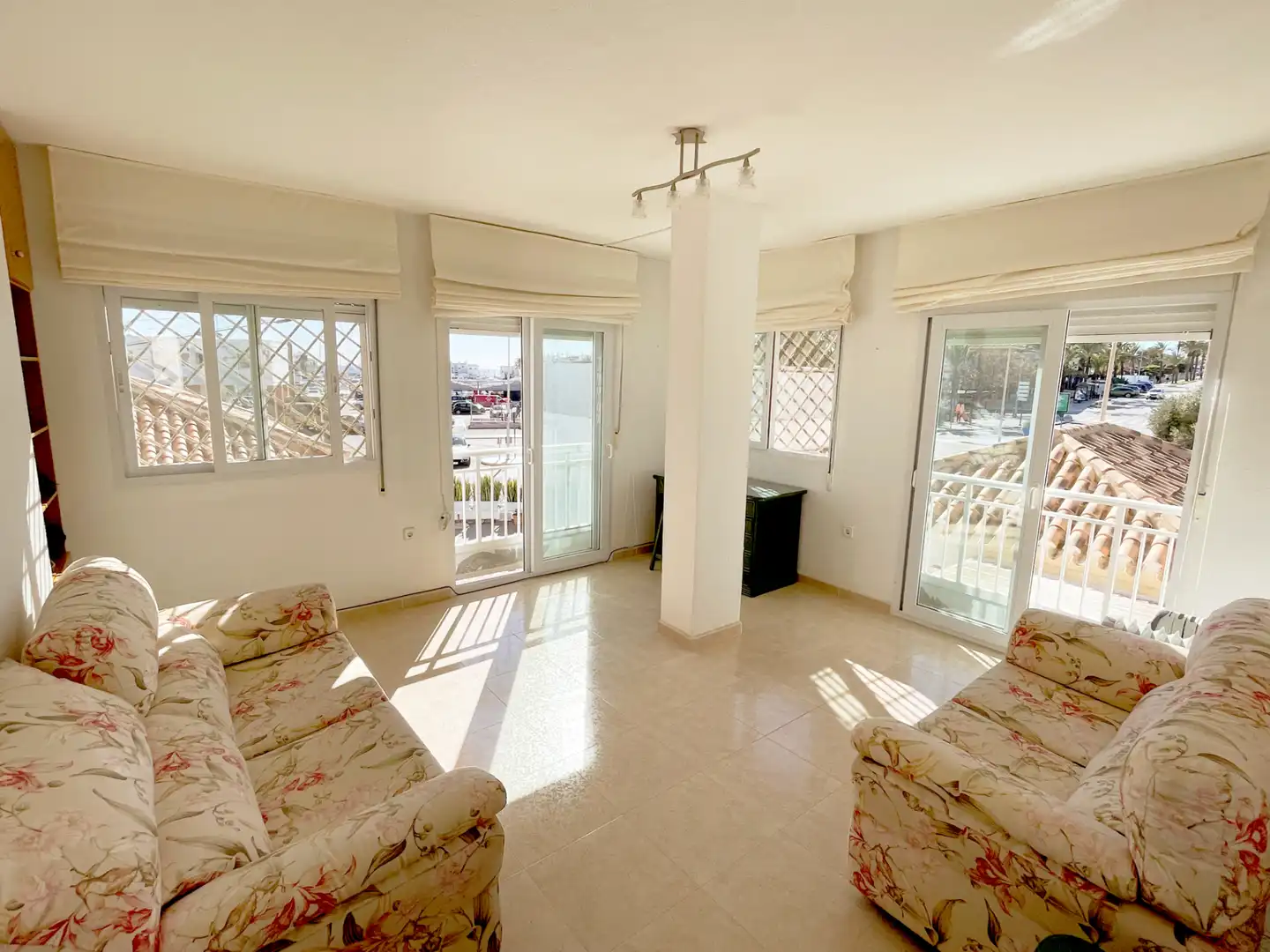 Sala de estar de Casa o chalet en venta en Cartagena con Aire acondicionado, Calefacción y Jardín privado