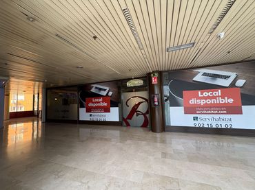 Local comercial en venda a de la Constitución 90
