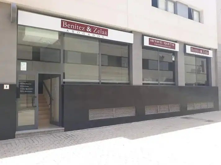 Vista exterior de Oficina de alquiler en Telde