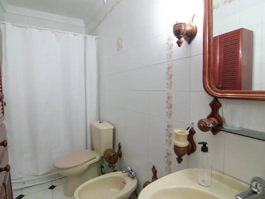 Bany de Casa o xalet en venda en La Rinconada