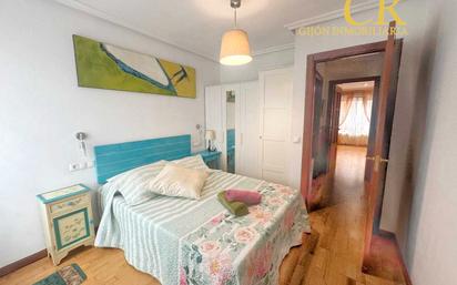 Dormitori de Apartament en venda en Gijón  amb Terrassa i Traster