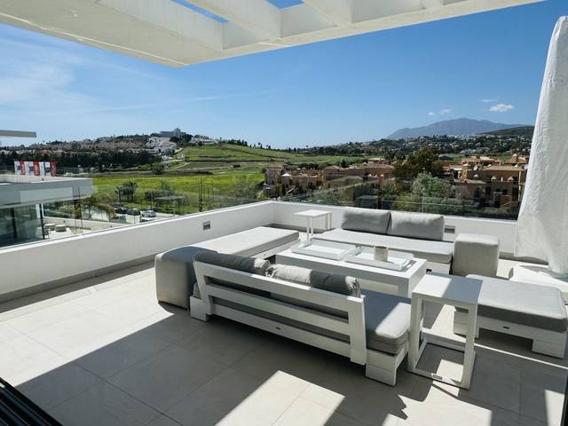 Ático en Venta en Benahavís - BenahavÃÂ­s,Centro,Avenida de Andaluc en Benahavís pueblo