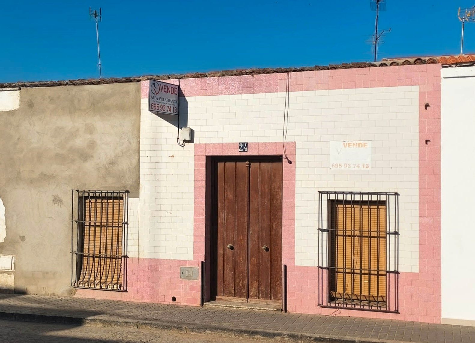 Vista exterior de Casa o chalet en venta en Villafranca de los Barros