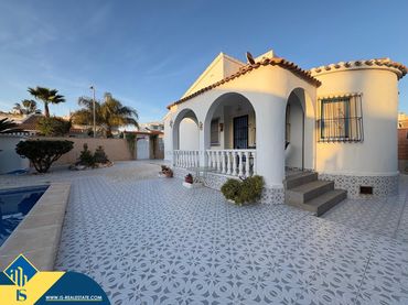 Casa amb piscina en venda a Orihuela Costa