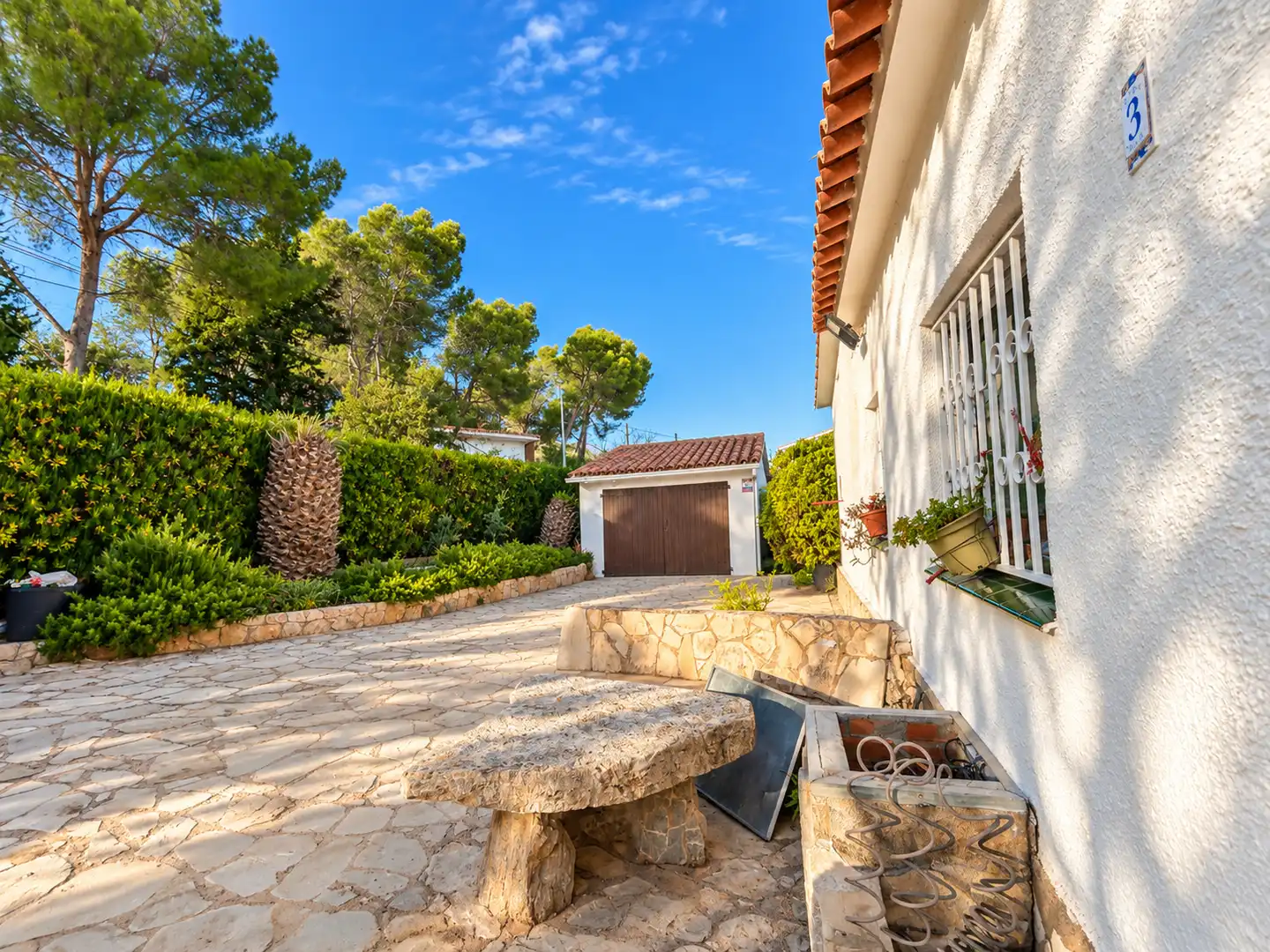 Detached house with pool for sale in Carrer de la Violeta 4, imagen 5
