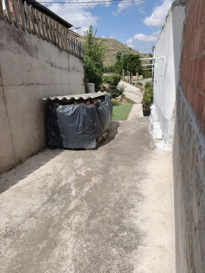 Parking of Houses for sale in Carrias  with Heating and Furnished