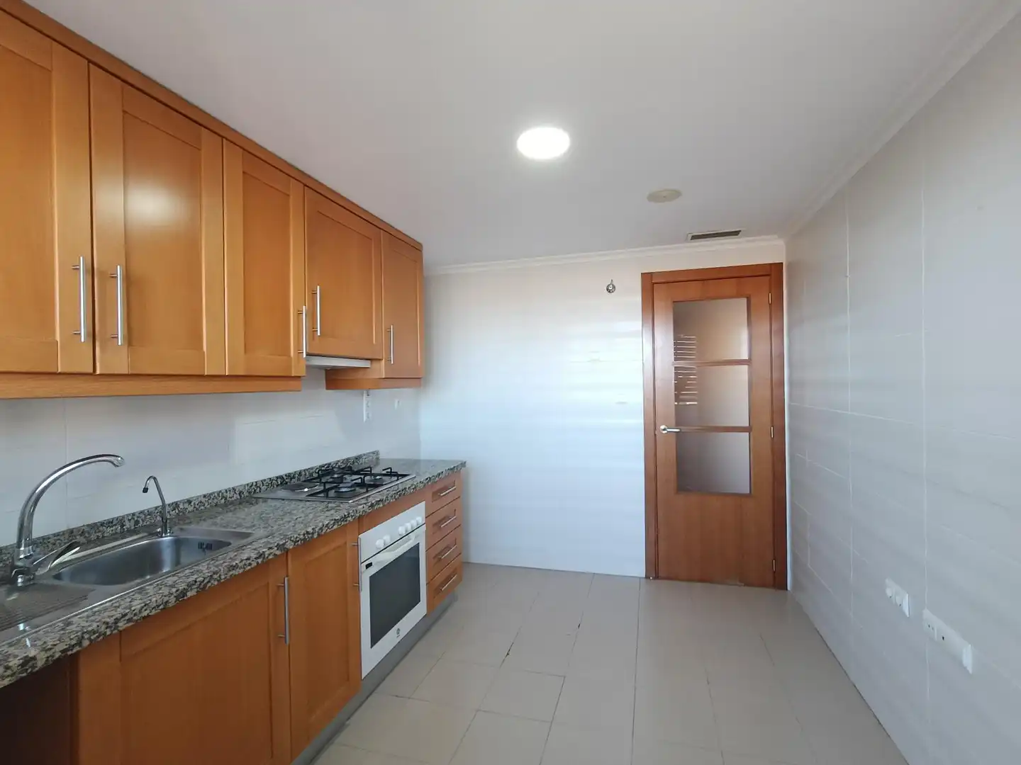 Cocina de Piso en venta en Alicante / Alacant con Aire acondicionado, Jardín privado y Trastero