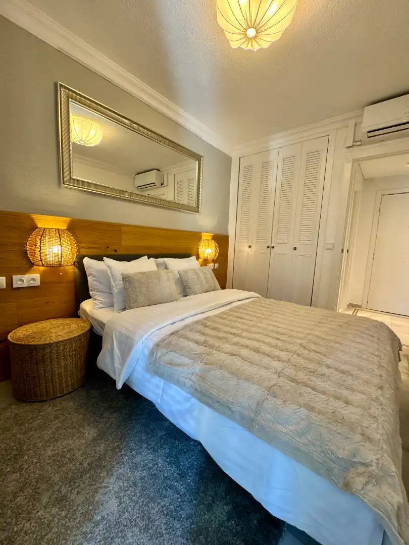 Bedroom of Flat for sale in Benidorm  with Air Conditioner, Terrace and Furnished