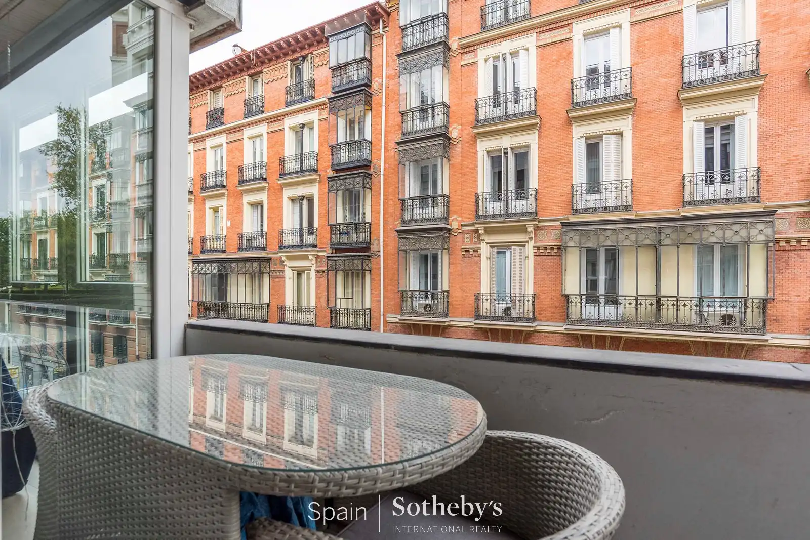 Terrasse von Wohnungen zum Verkauf in Madrid mit Klimaanlage, Heizung und Terrasse