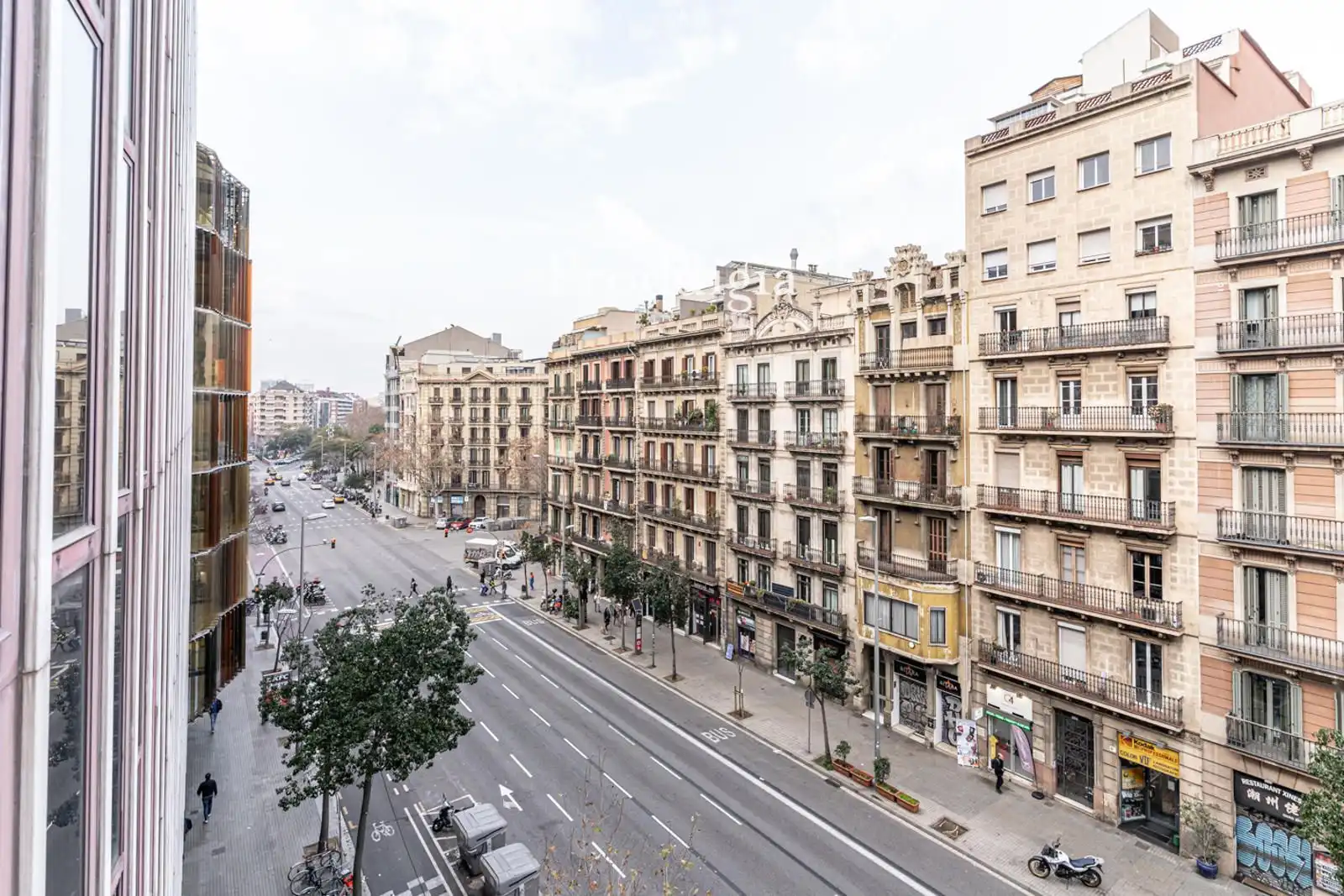 Exterior view of Office for rent in Barcelona  with Air Conditioner, Heating and Alarm