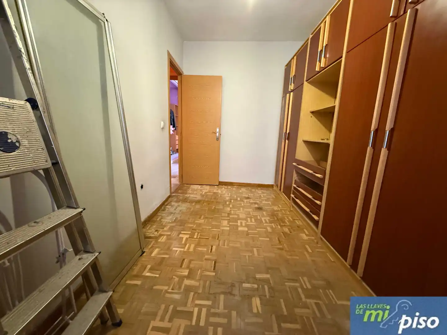 Dormitori de Pis en venda en Valladolid amb Calefacció, Parquet i Terrassa