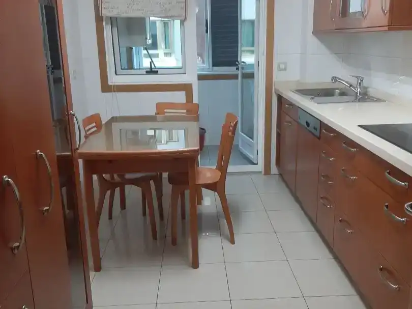Cuina de Pis de lloguer en Vigo 