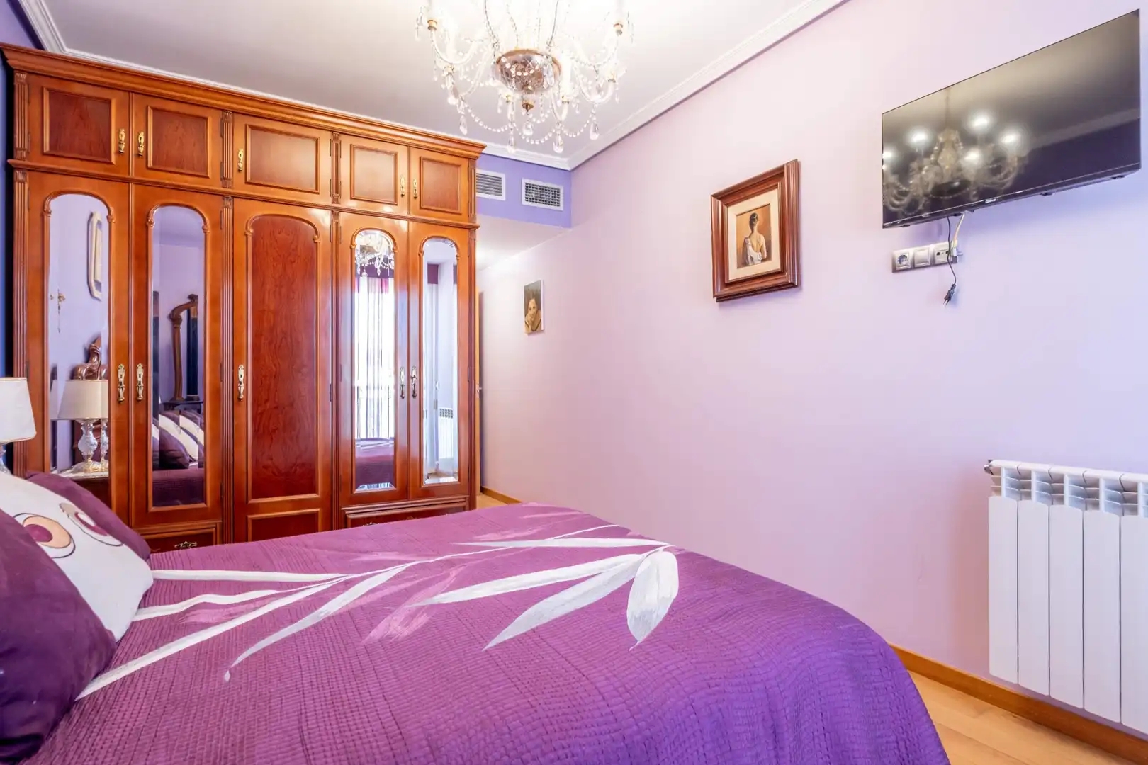 Bedroom of Houses for sale in Zaragoza  with Air Conditioner and Heating
