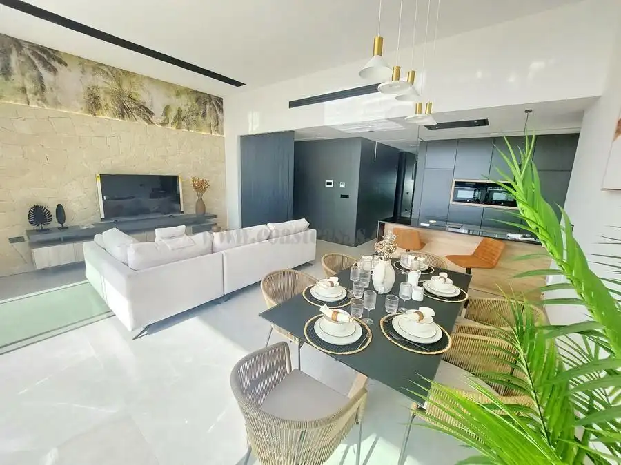 Villa avec piscine à vendre à Zona Carrefour - Urbanizaciones, imagen 2