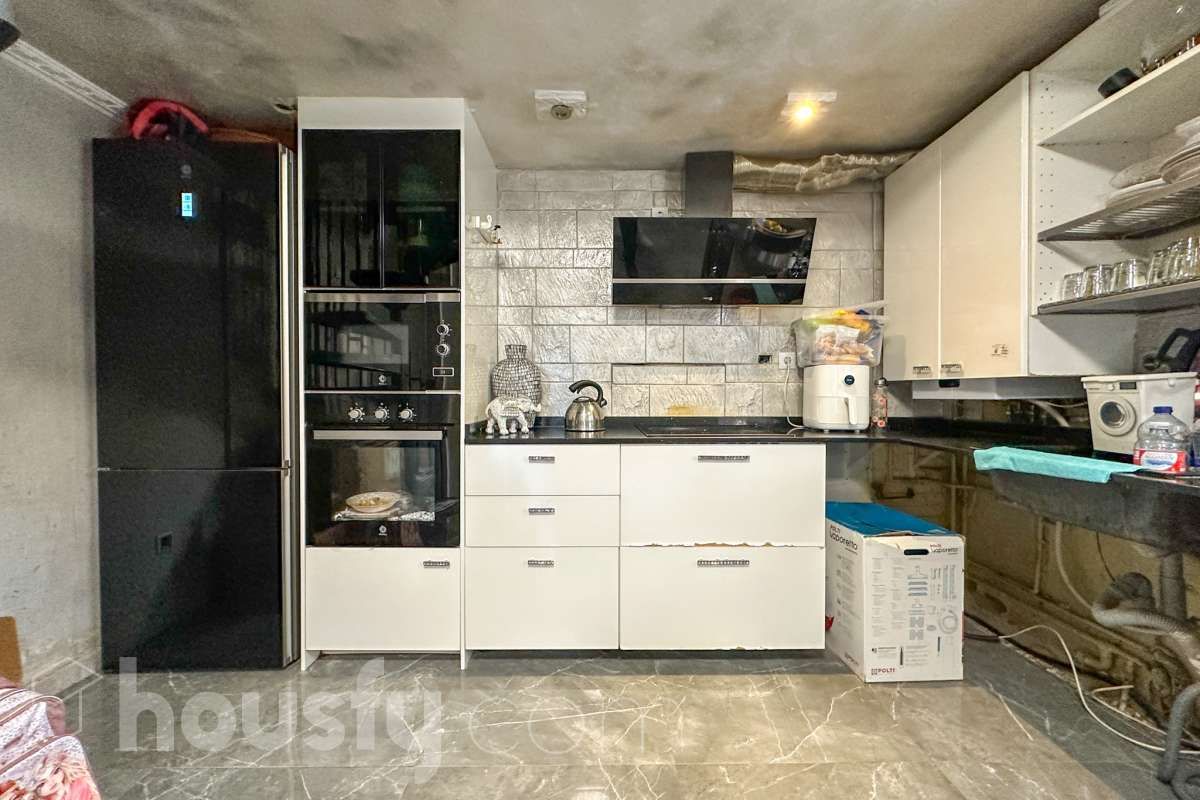 Kitchen of Flat for sale in  Madrid Capital  with Air Conditioner and Heating