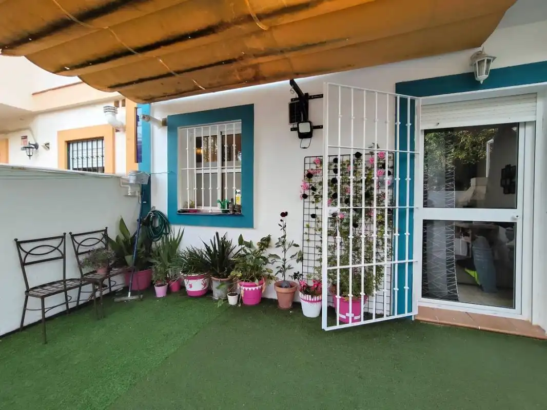 Casa a schiera con giardino in vendita a Urbanización Las Alondras