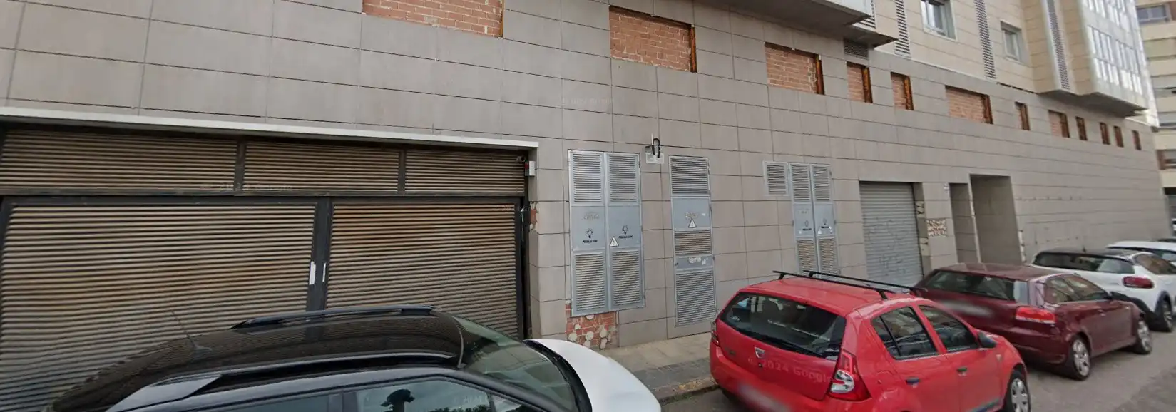 Vista exterior de Edificio en venta en Vila-real con Piscina comunitaria