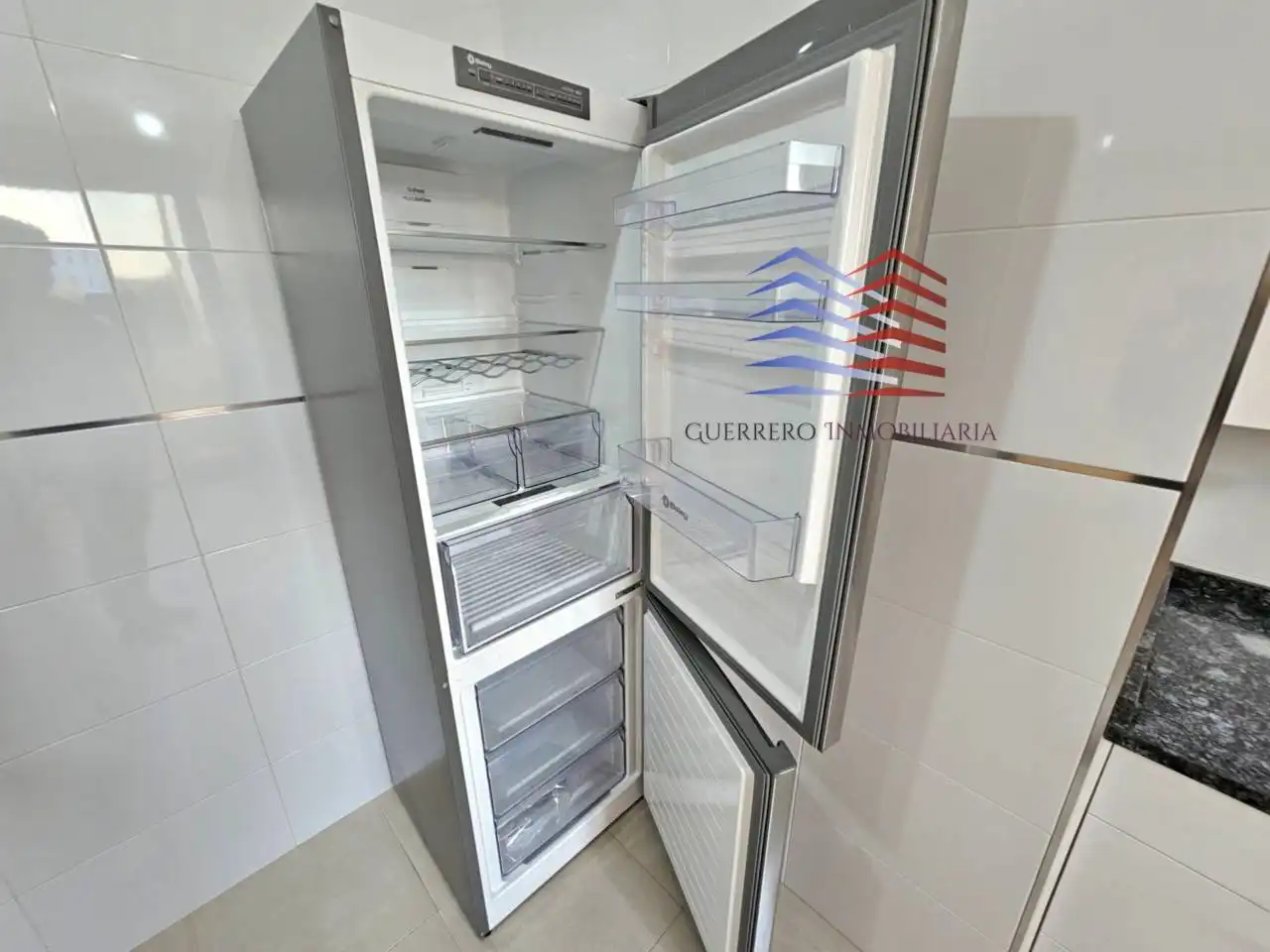 Küche von Wohnung zur Miete in Ourense Capital  mit Heizung, Parkett und Abstellraum