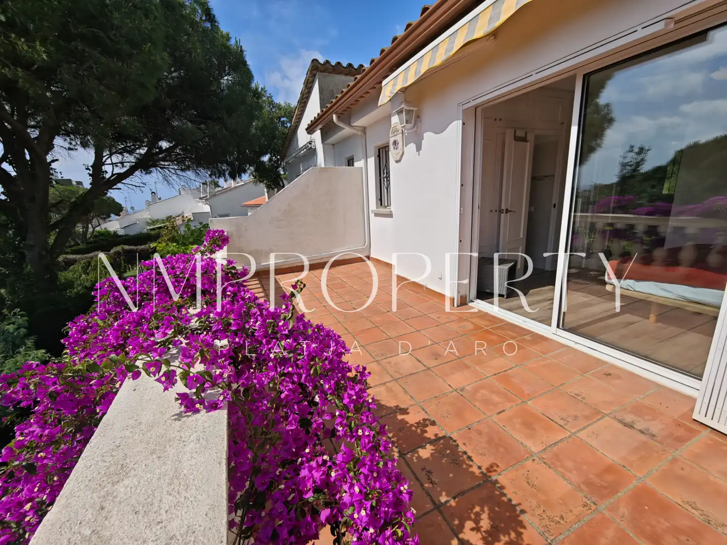 Garten von Einfamilien-Reihenhaus zum Verkauf in Castell d'Aro, Platja d'Aro i s'Agaró mit Heizung, Privatgarten und Parkett