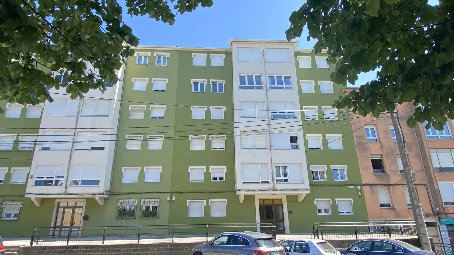 Außenansicht von Wohnung zum Verkauf in Medio Cudeyo mit Heizung, Parkett und Möbliert