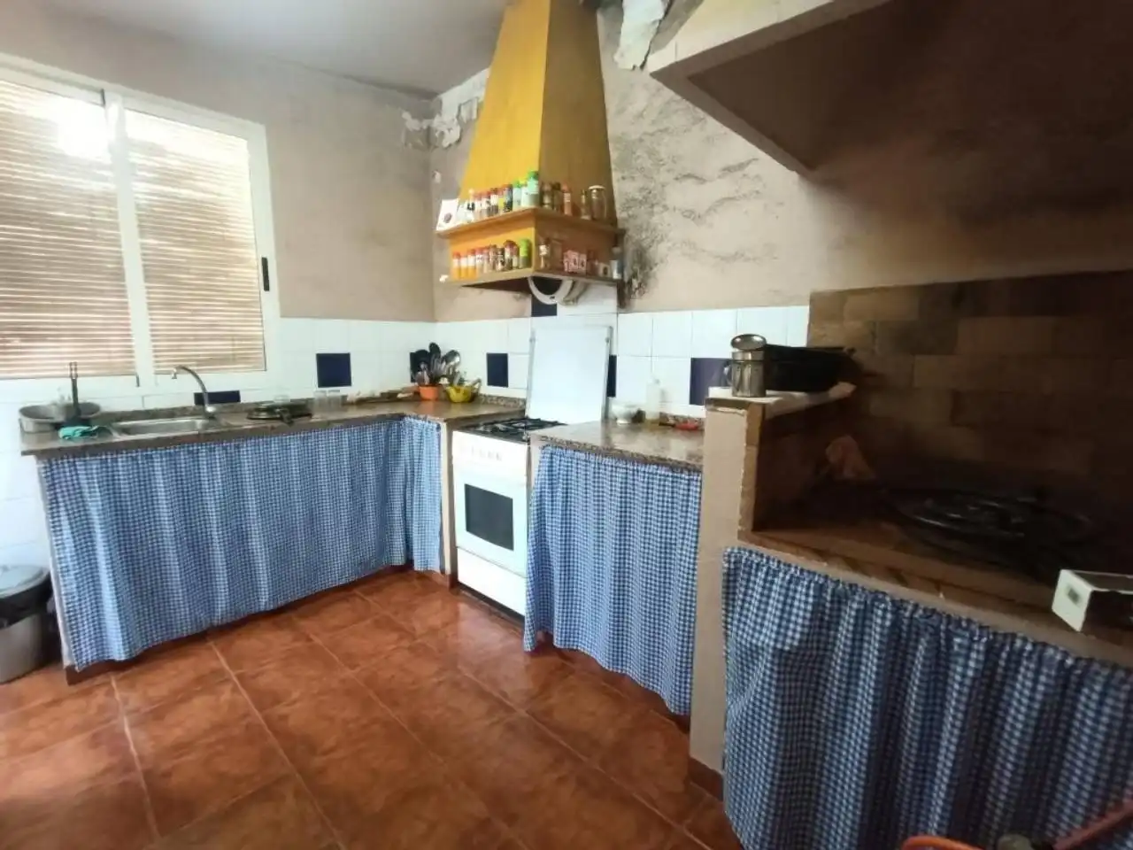 Küche von Haus oder Chalet zum Verkauf in Elda mit Heizung und Schwimmbad