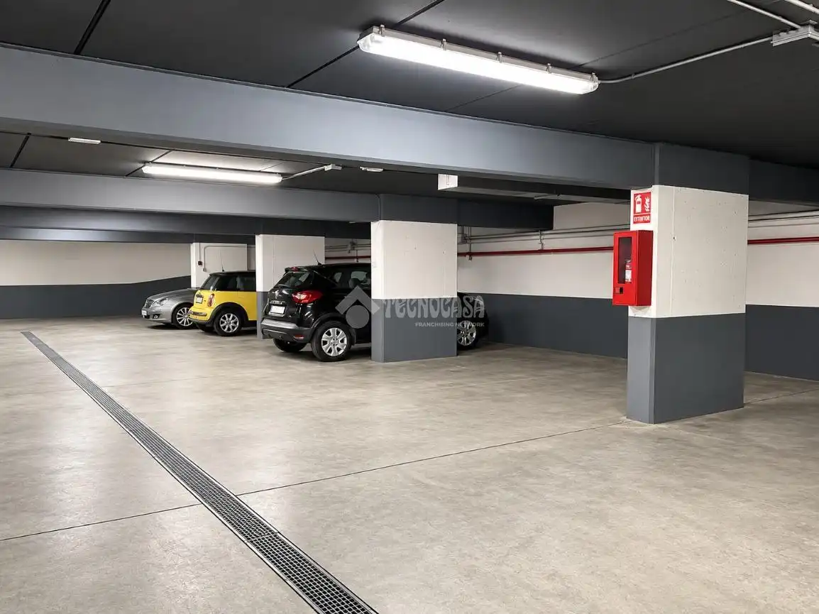 Parking de Garaje de alquiler en San Blas