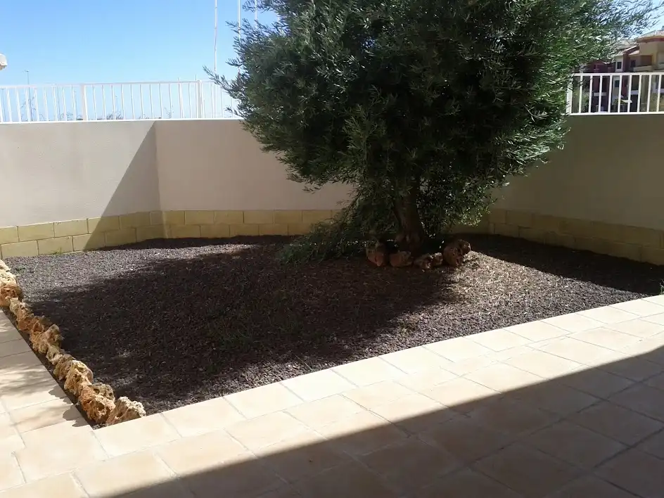 Apartament amb piscina en venda a Calle Cabo Turiñan 25