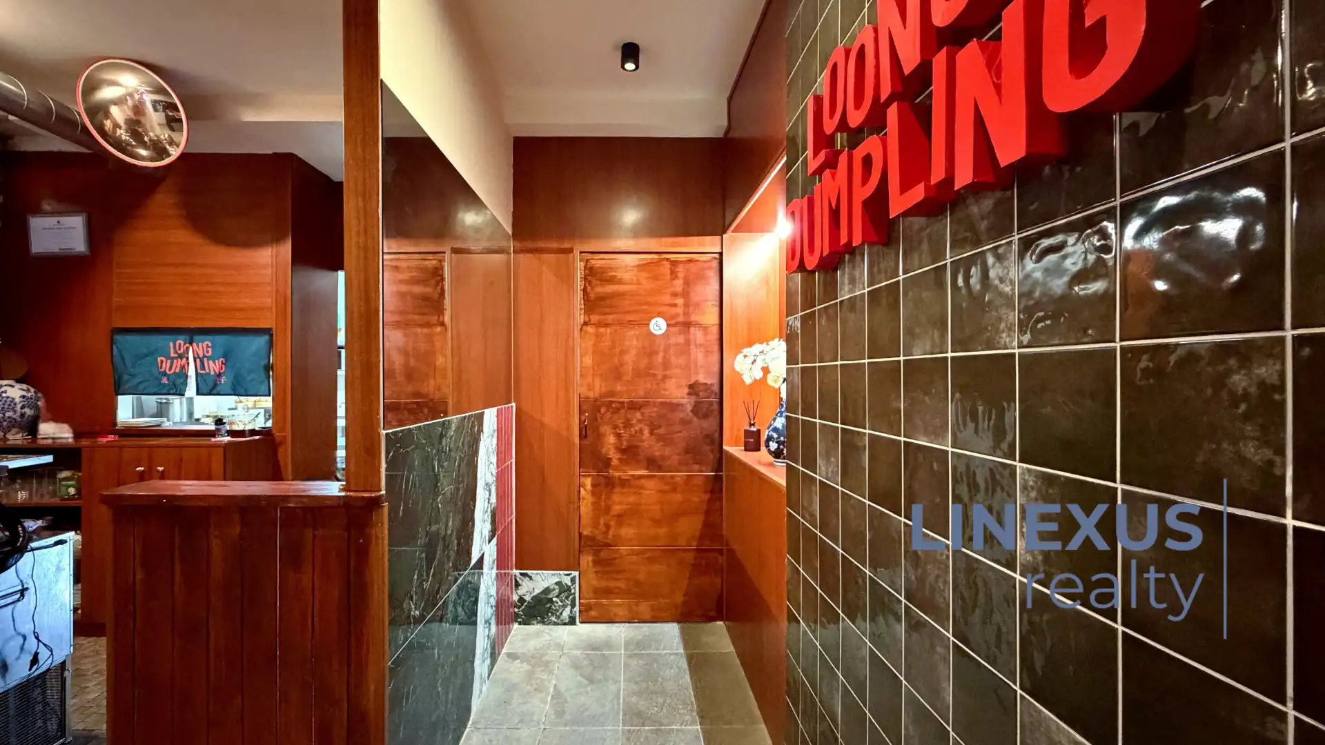 Bathroom of Commercial properties for transfer in Las Palmas de Gran Canaria  with Terrace, Furnished and Internet