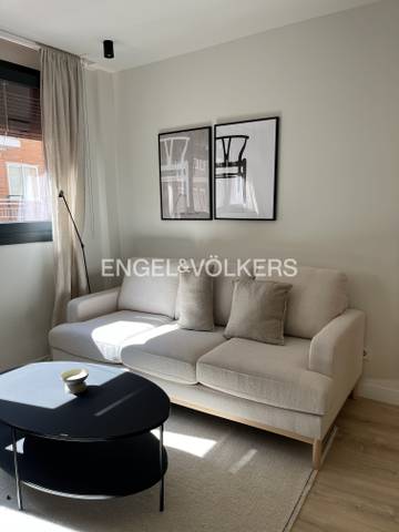 Apartamento en Alquiler en Puerta del Ángel