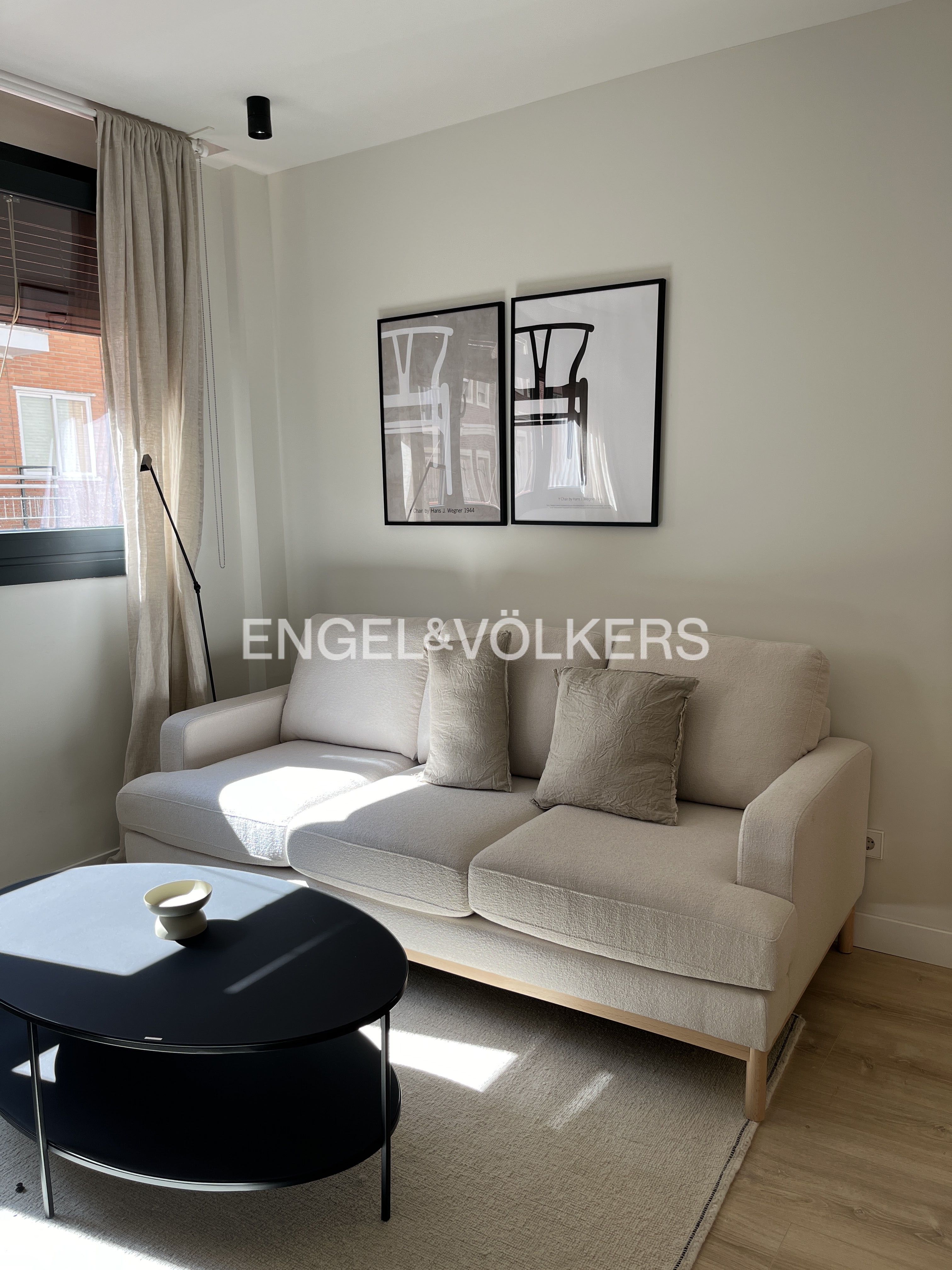 Living room of Apartment to rent in  Madrid Capital  with Air Conditioner, Heating and Furnished