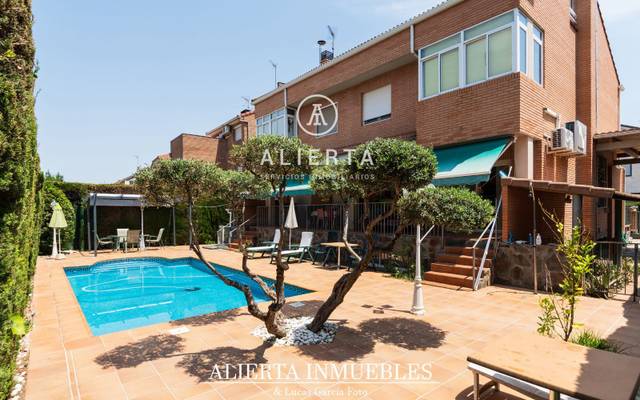 Casa-chalet en Venta en Ermesinda de Aragón en Montecanal