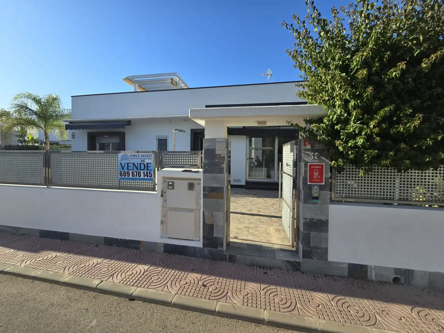 Vista exterior de Casa o xalet en venda en Rojales amb Aire condicionat, Calefacció i Jardí privat