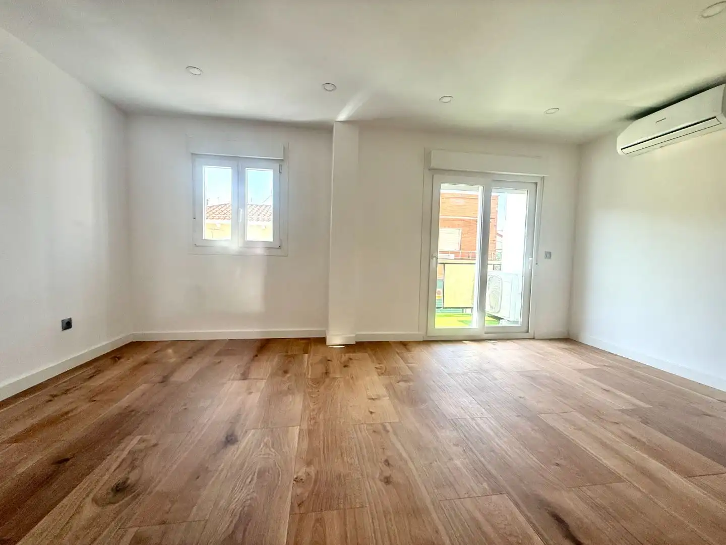 Sala de estar de Piso en venta en Parla con Aire acondicionado, Terraza y Balcón