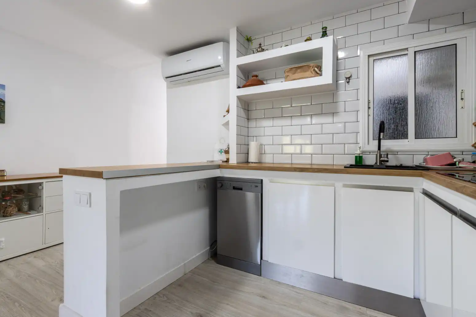 Kitchen of Flat for sale in Terrassa  with Heating, Parquet flooring and Terrace