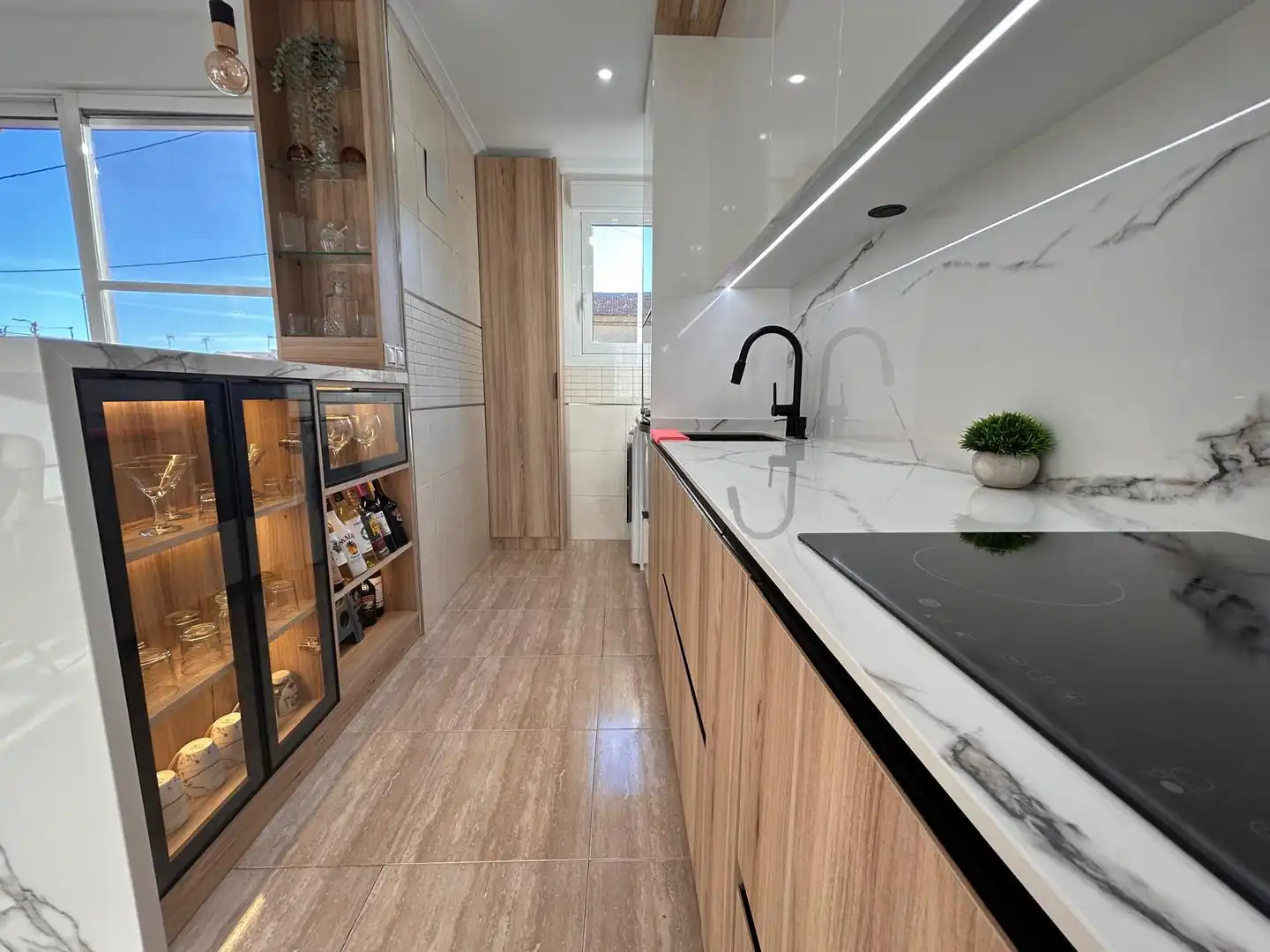 Kitchen of Flat for sale in Dolores  with Air Conditioner, Terrace and Furnished